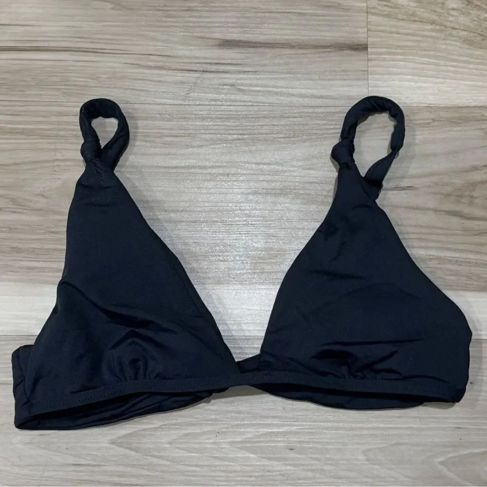 Dippin’ Daisy’s Black Bikini Top Women’s Medium